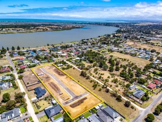 Halyard Hitch Estate - Goolwa North Aerial