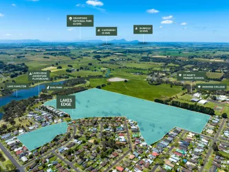 Lakes Edge Estate - Hamilton Aerial