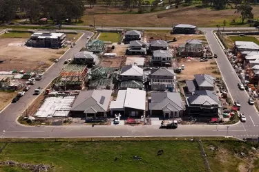 Landen's Rouse Hill Estate - Rouse Hill Streetscape