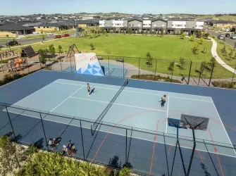 Merrifield - Mickleham Park