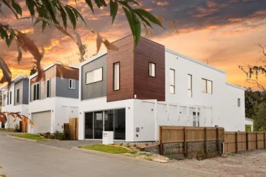 Stonewood Estate Gold Coast - Oxenford