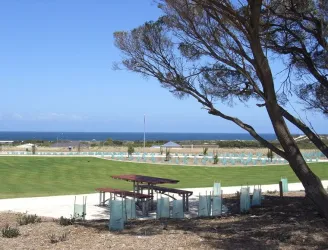 The Retreat Estate - Dong Park