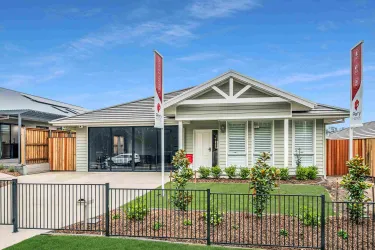 Carlton by Perry Homes Façade