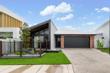 Onyx by Dwyer Quality Homes Façade