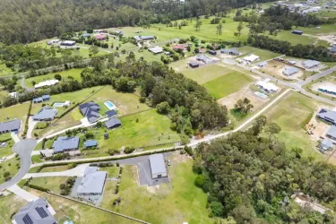 Elwood Rise Estate - D'Aguilar - Lot REGISTERED LAND