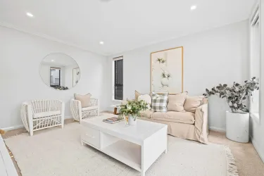 McKenzie Estate - Vineyard  - Lot 136