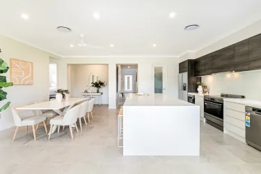 Sophia Waters Estate - Chisholm - Lot 316