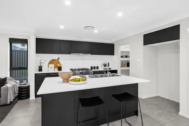 The Groves Estate - Austral - Lot 206