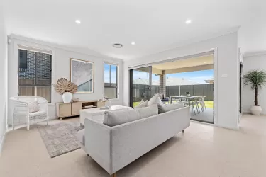 The Groves Estate - Austral - Lot 5