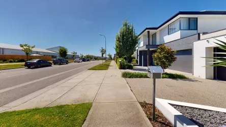 Eliston Place - Clyde