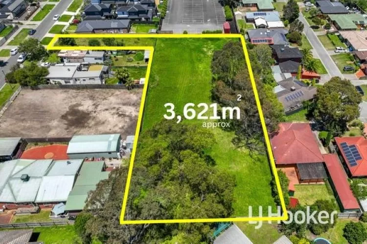 5a Hayes Road & 35 Somerville Road, Hampton Park VIC 3976