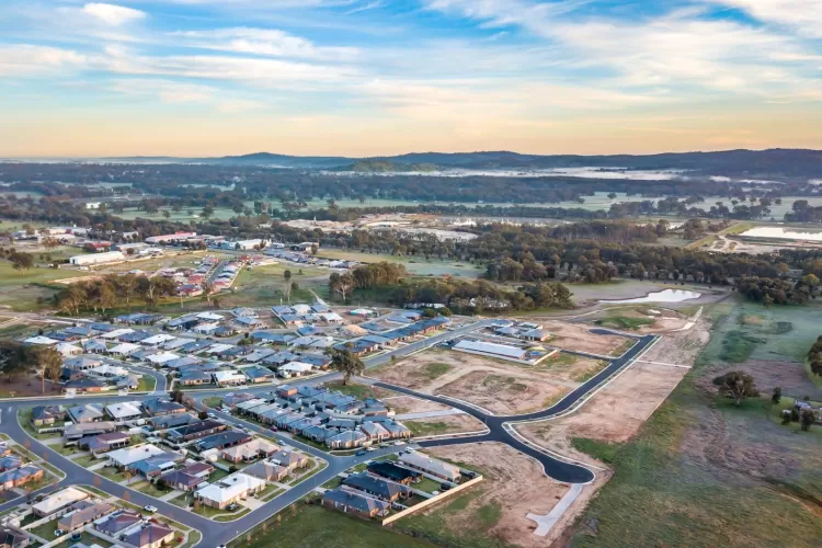 Daintree - West Wodonga