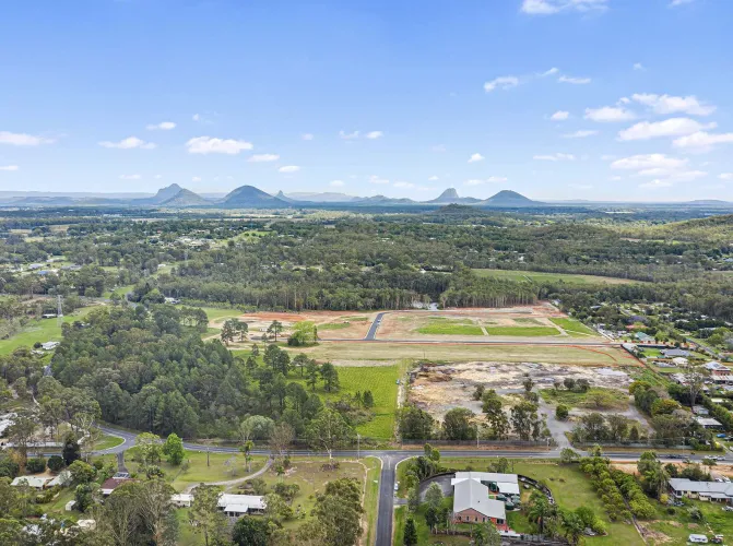 Lake Botanica Estate - Caboolture