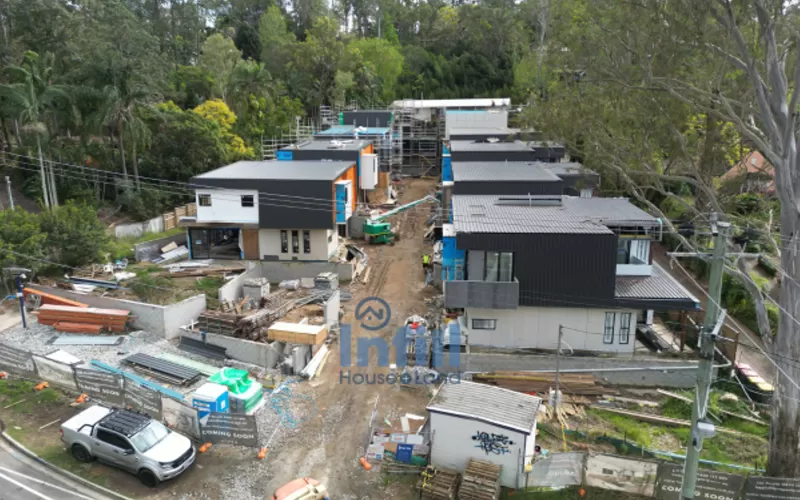 Nature's Edge Estate - The Gap