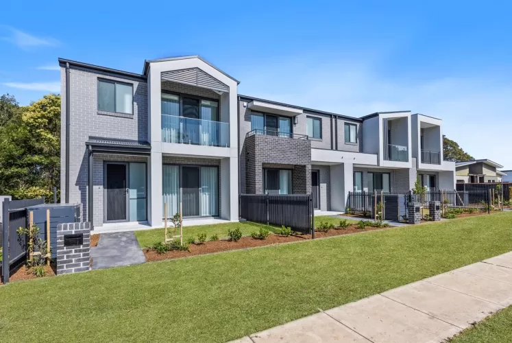 Shoreline Estate - Burrill Lake